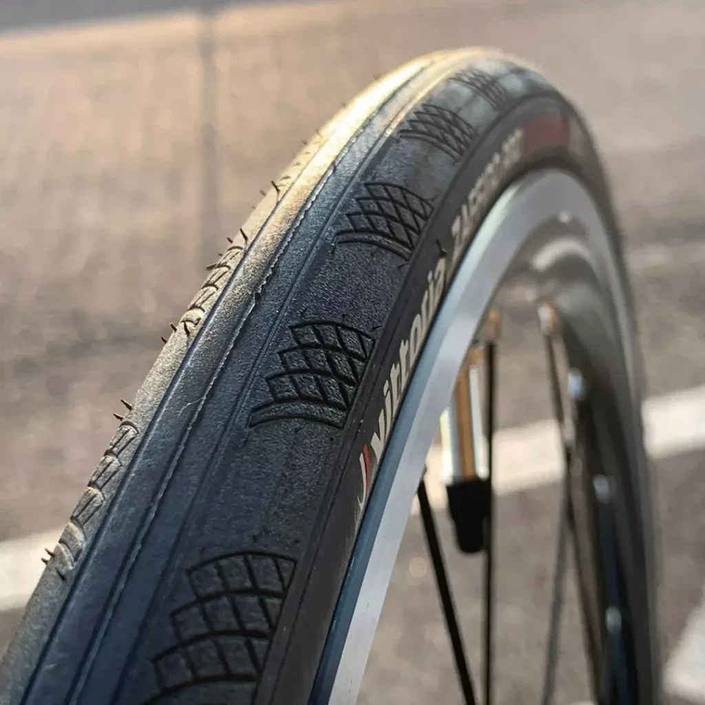 vittoria-zaffiro-pro-03.webp